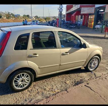 FORD FIESTA 1.6 ROCAM SE PLUS SEDAN 8V FLEX 4P MANUAL